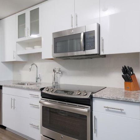 Global Luxury Suites In Downtown Bethesda Extérieur photo