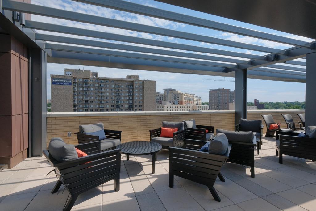 Global Luxury Suites In Downtown Bethesda Extérieur photo