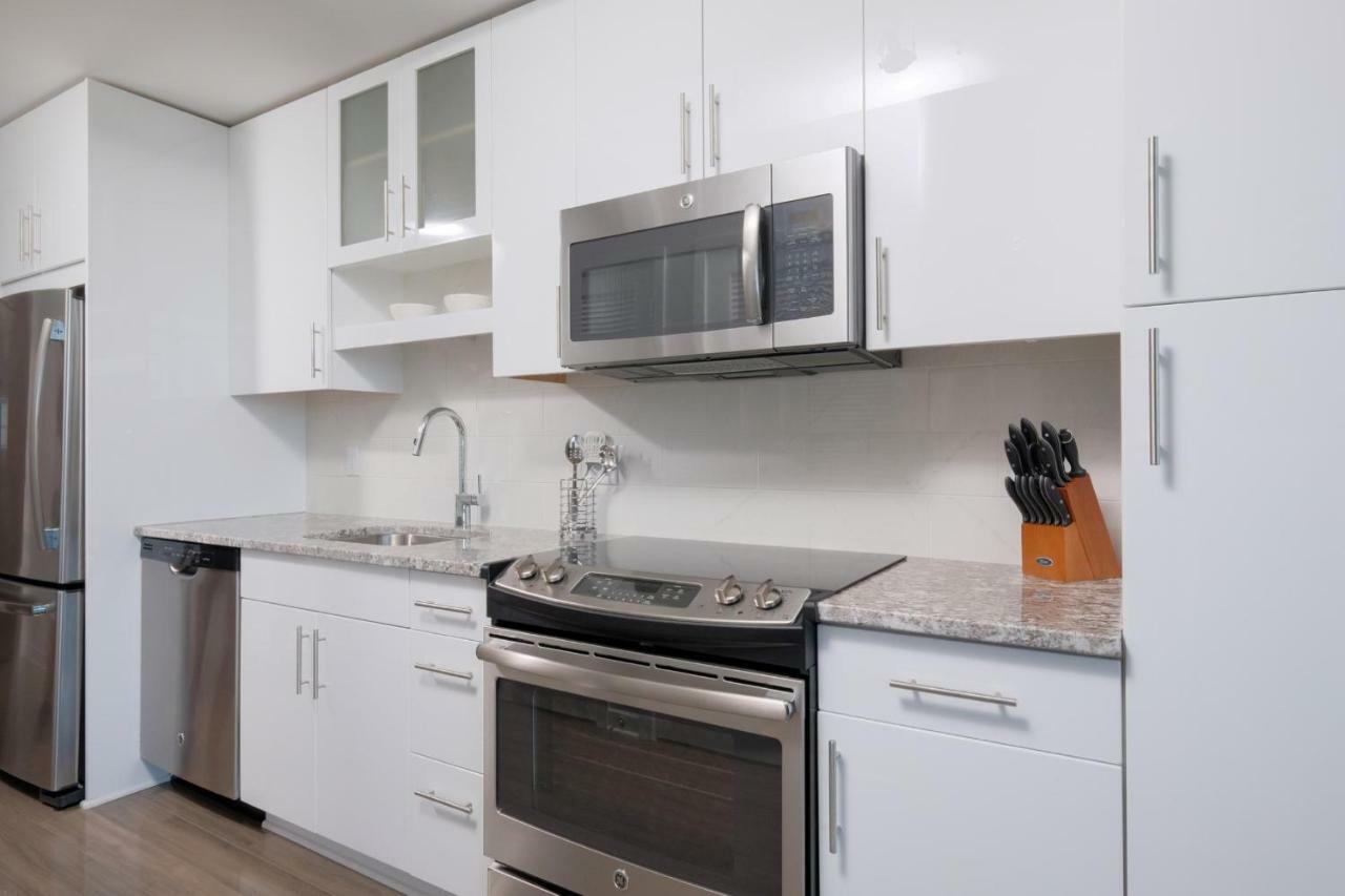 Global Luxury Suites In Downtown Bethesda Extérieur photo