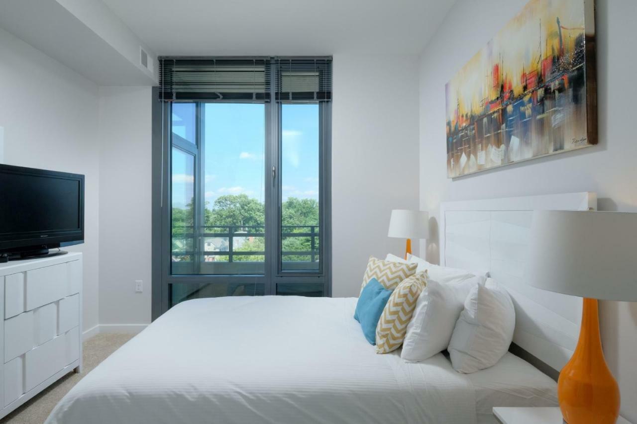Global Luxury Suites In Downtown Bethesda Extérieur photo