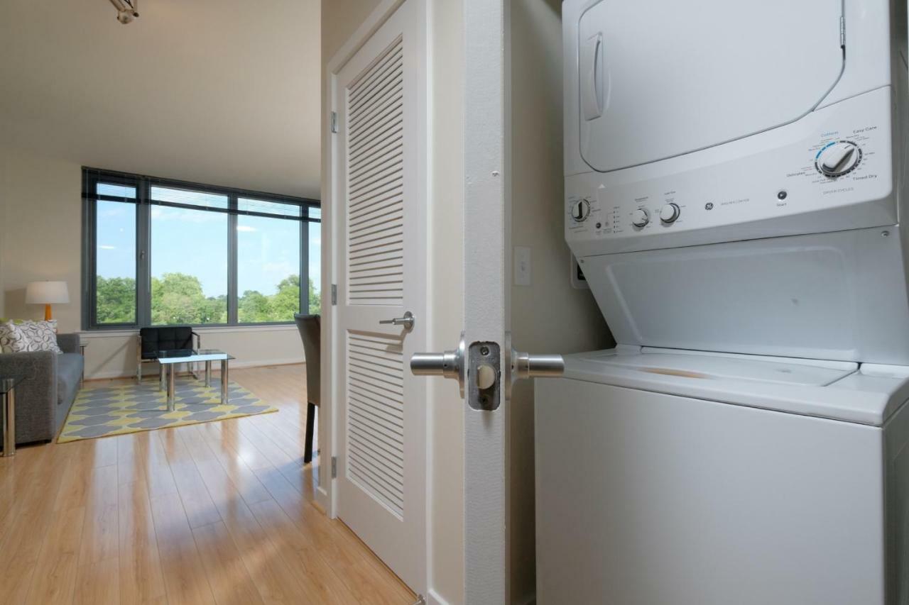 Global Luxury Suites In Downtown Bethesda Extérieur photo
